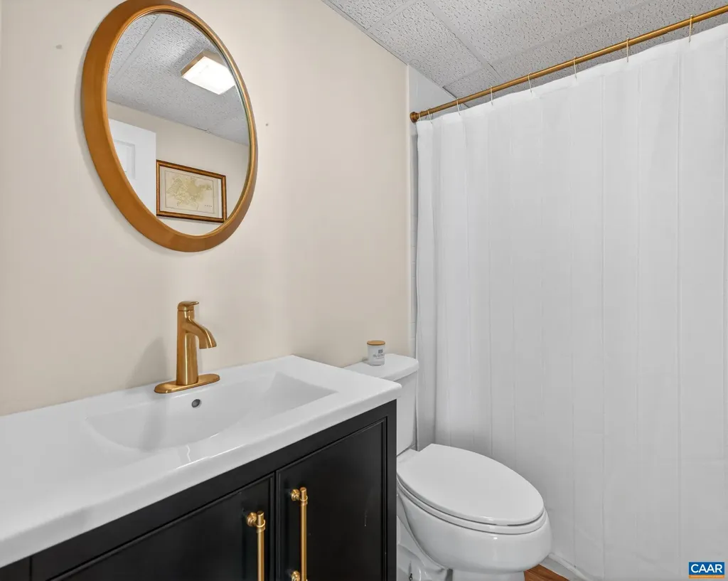 15 Patriot Lane Palmyra VA 22963