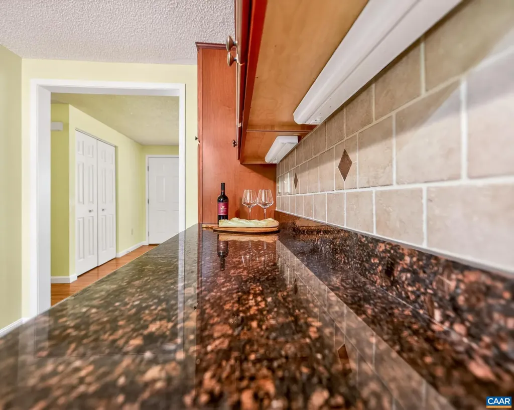 15 Patriot Lane Palmyra VA 22963