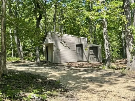 15 Raccoon Hollow Greenville VA 24440