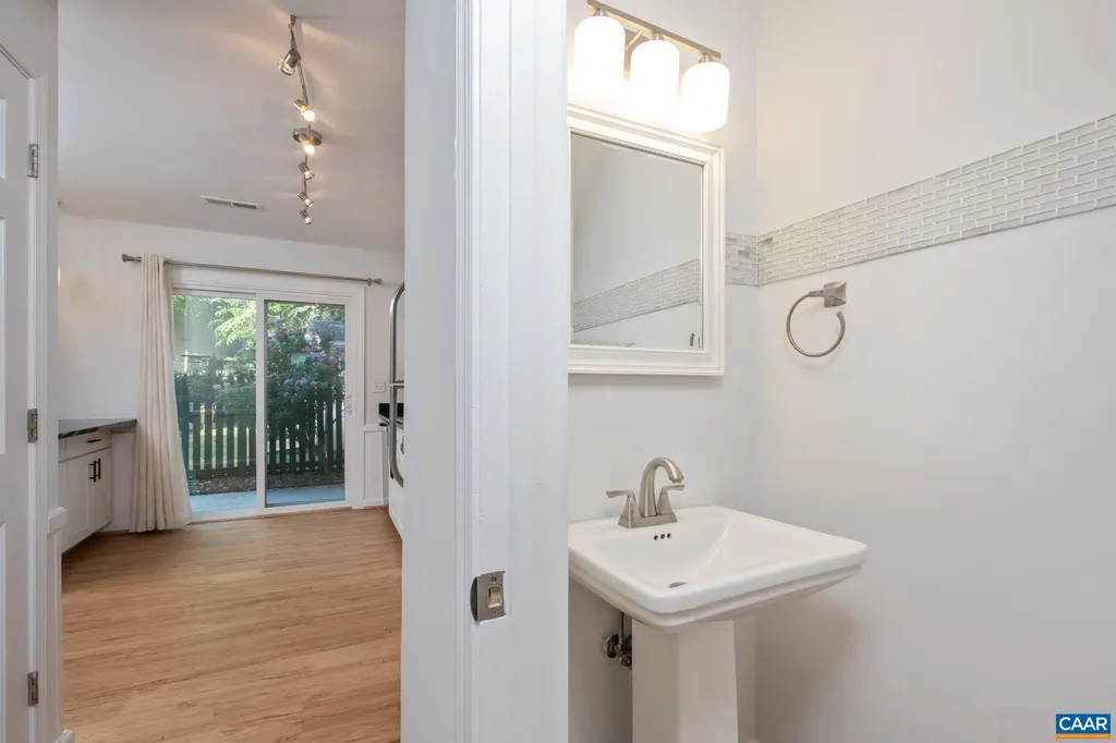 2415 Whitney Court Charlottesville VA 22911