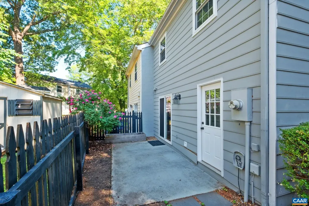 2415 Whitney Court Charlottesville VA 22911
