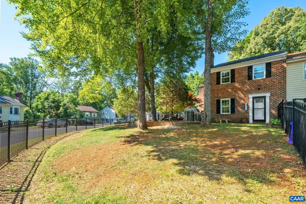 2415 Whitney Court Charlottesville VA 22911