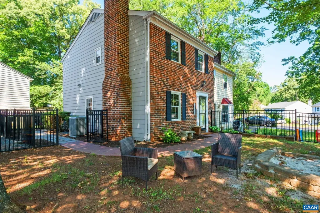 2415 Whitney Court Charlottesville VA 22911