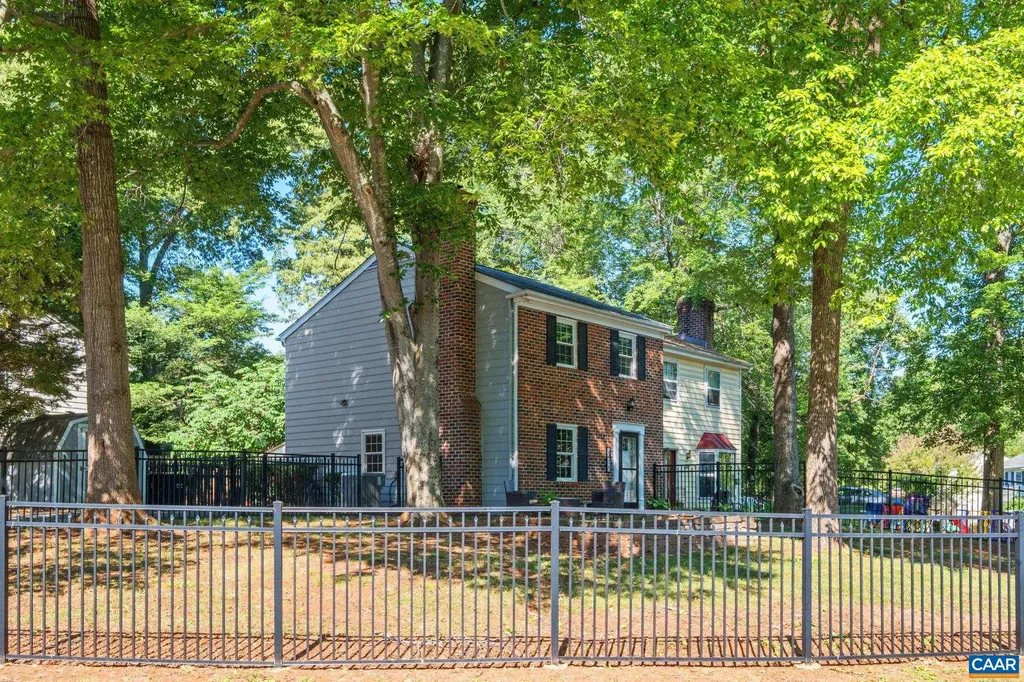 2415 Whitney Court Charlottesville VA 22911
