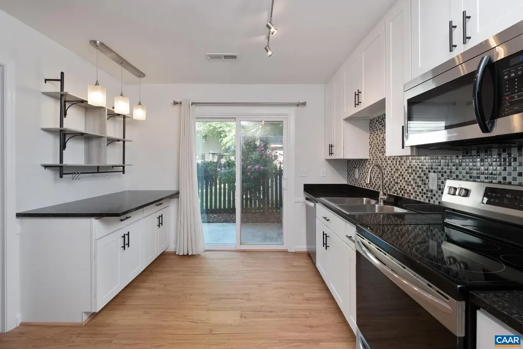 2415 Whitney Court Charlottesville VA 22911