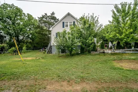 829 Virginia Avenue Harrisonburg VA 22802