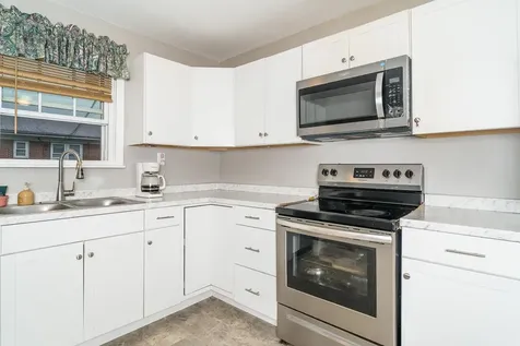 829 Virginia Avenue Harrisonburg VA 22802