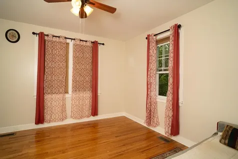 829 Virginia Avenue Harrisonburg VA 22802