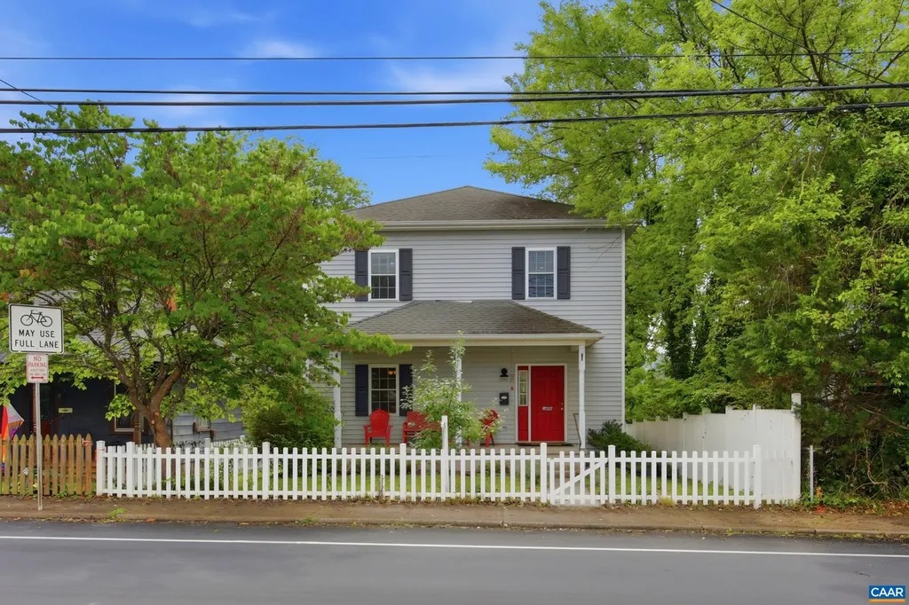 1112 Avon Street Charlottesville VA 22902