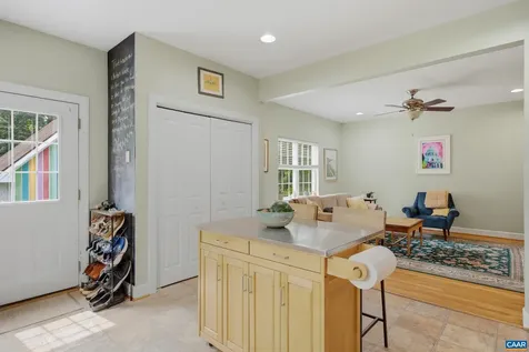 1112 Avon Street Charlottesville VA 22902