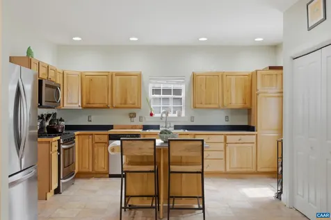 1112 Avon Street Charlottesville VA 22902