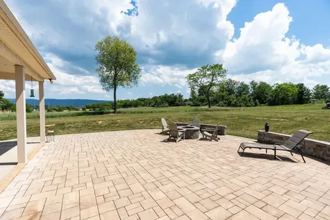 632 Legrande Avenue Waynesboro VA 22980