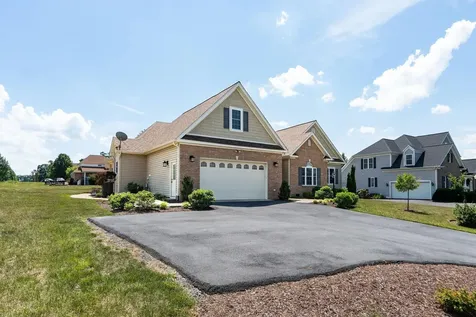 632 Legrande Avenue Waynesboro VA 22980