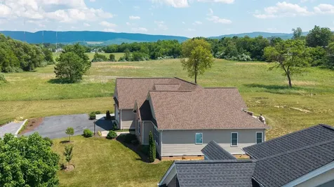 632 Legrande Avenue Waynesboro VA 22980