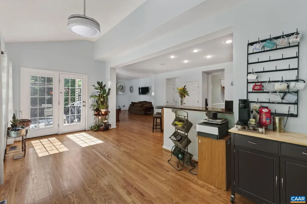 504 Willow Ridge Road Troy VA 22974