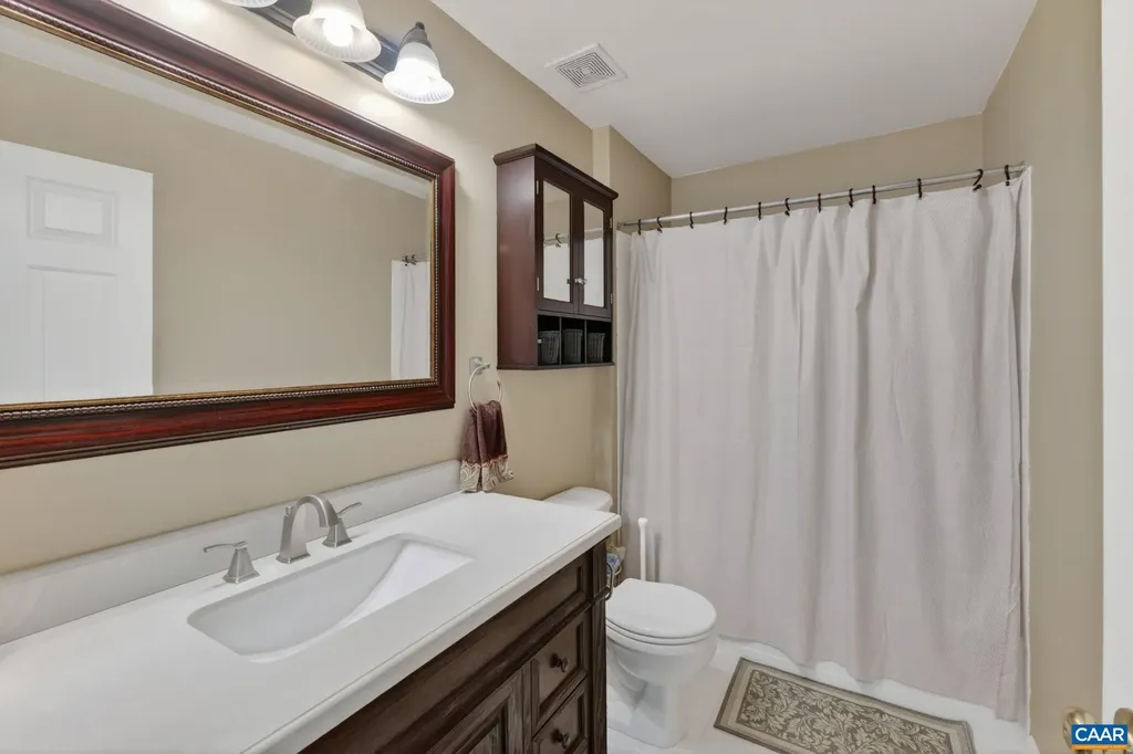 504 Willow Ridge Road Troy VA 22974