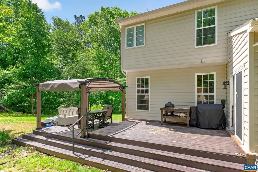 504 Willow Ridge Road Troy VA 22974