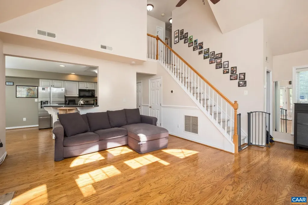 998 Pintail Lane Charlottesville VA 22903