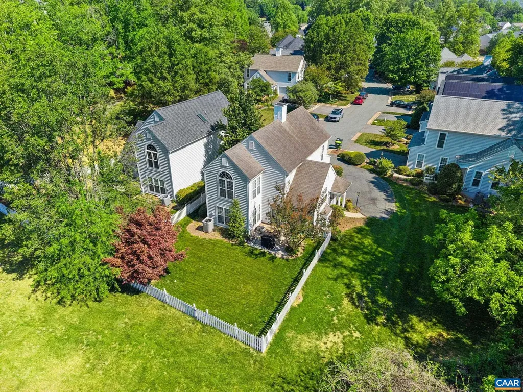 998 Pintail Lane Charlottesville VA 22903