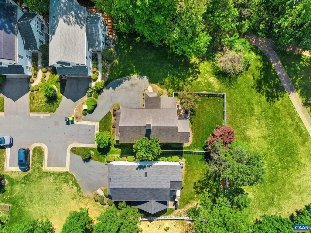 998 Pintail Lane Charlottesville VA 22903