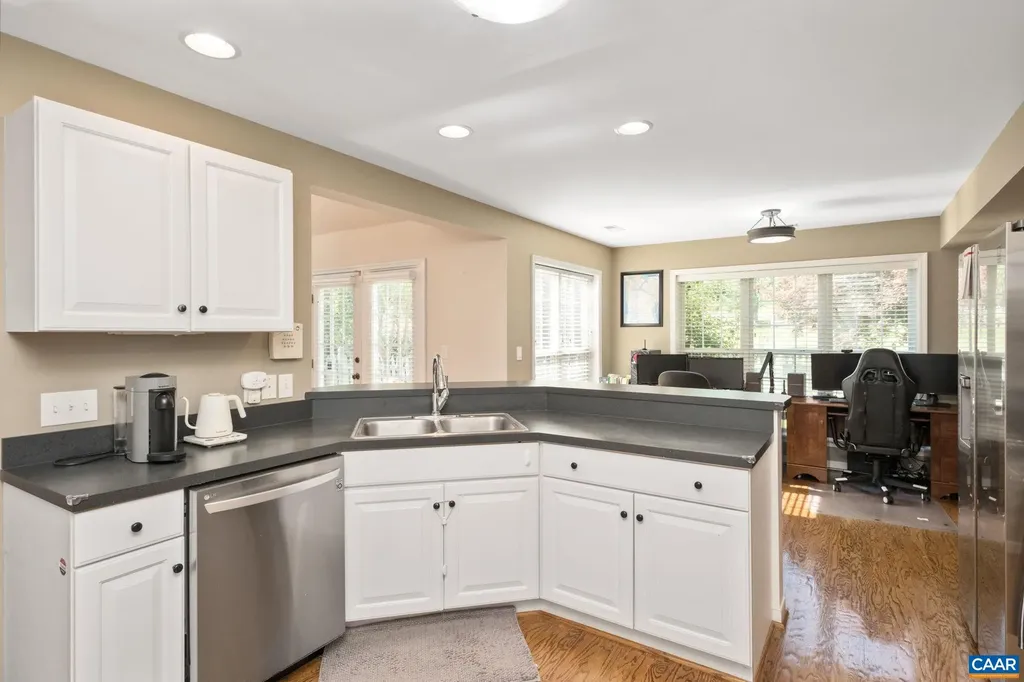 998 Pintail Lane Charlottesville VA 22903
