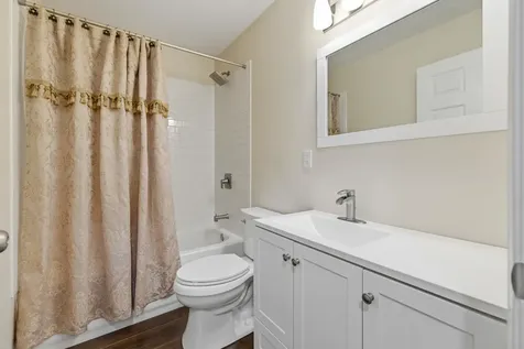 672 Elm Street Broadway VA 22815