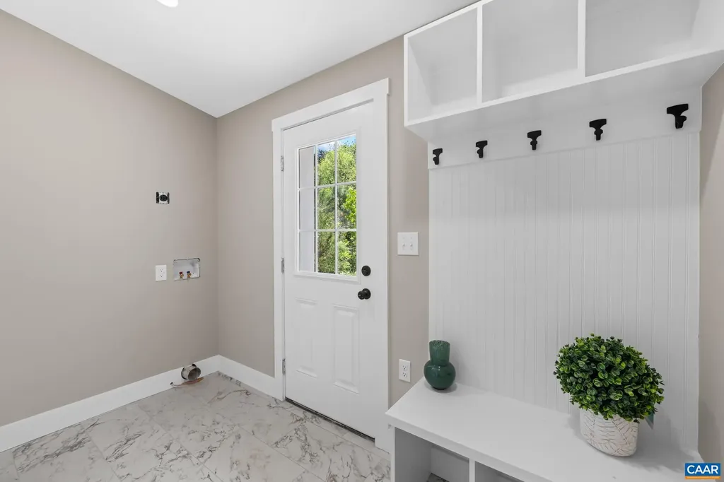 2155 Thomas Jefferson Drive Charlottesville VA 22902