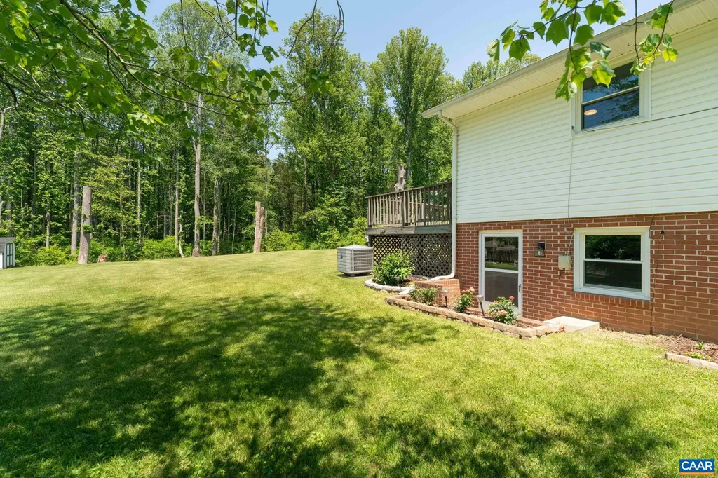 355 Whitethorn Court Ruckersville VA 22968