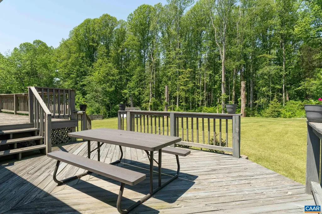 355 Whitethorn Court Ruckersville VA 22968