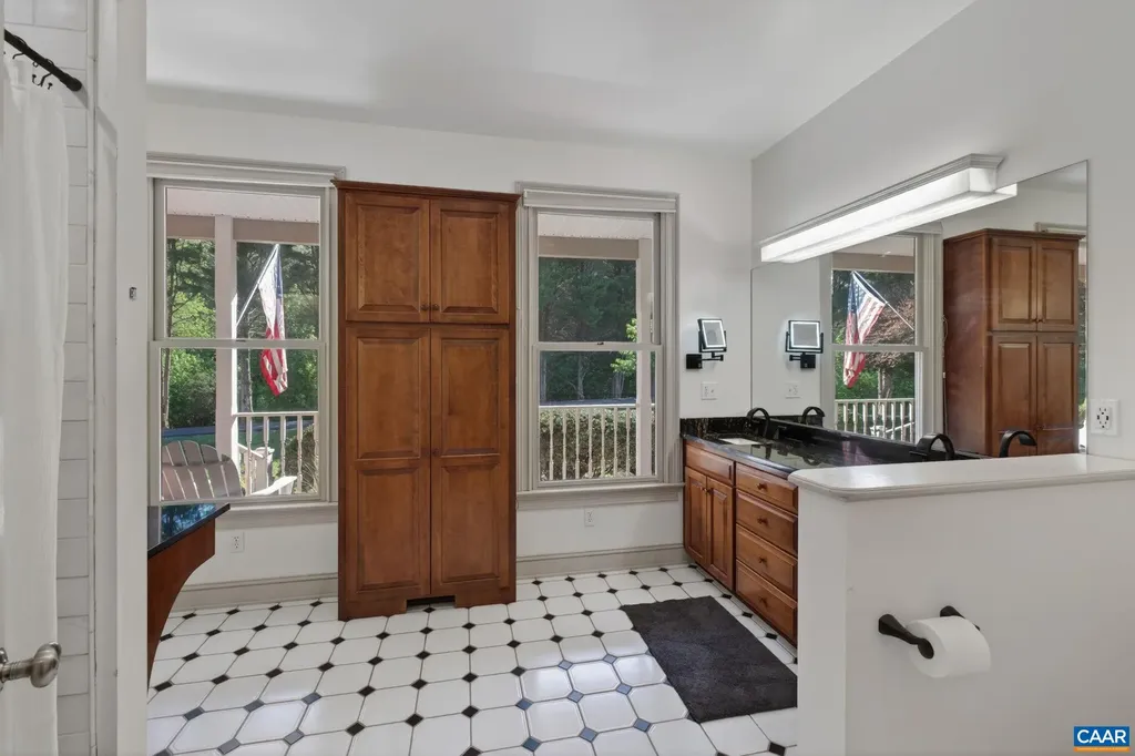 380 Ballenger Lane Palmyra VA 22963