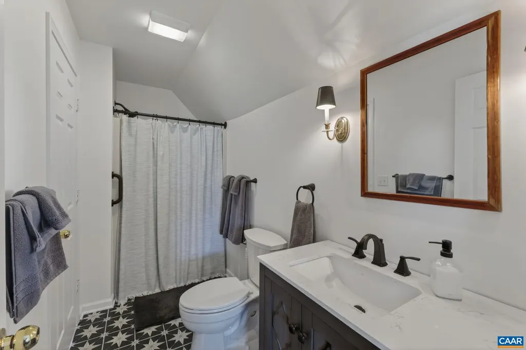 380 Ballenger Lane Palmyra VA 22963