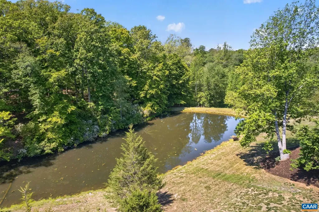380 Ballenger Lane Palmyra VA 22963
