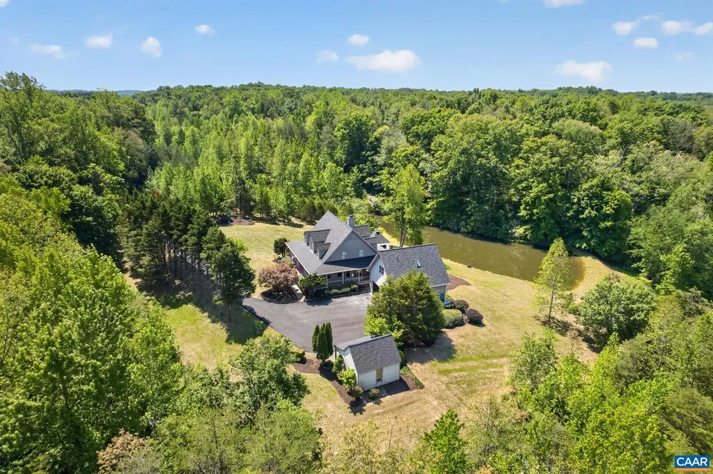 380 Ballenger Lane Palmyra VA 22963