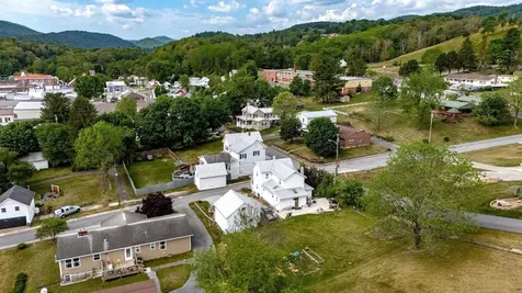 104 Dogwood Drive Franklin WV 26807