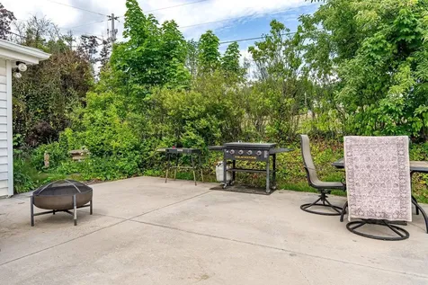 104 Dogwood Drive Franklin WV 26807