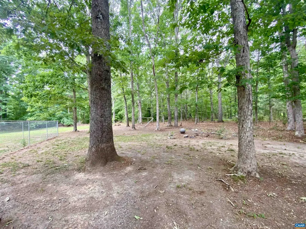 2517 Bethany Church Road Bumpass VA 23024