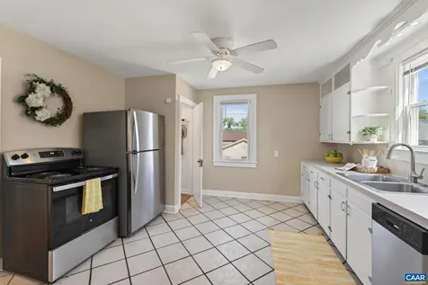 199 Bath Avenue N Waynesboro VA 22980