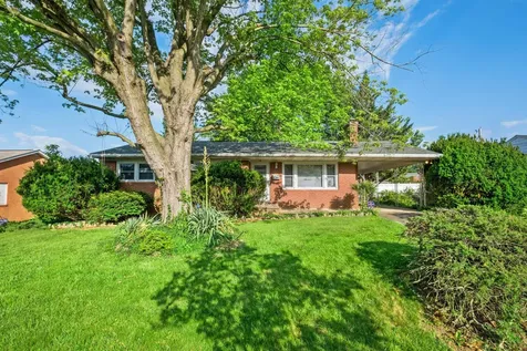 219 Dogwood Drive N Harrisonburg VA 22802