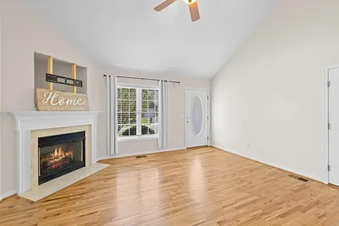 122 Collinswood Drive Staunton VA 24401