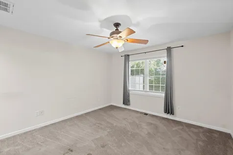 122 Collinswood Drive Staunton VA 24401