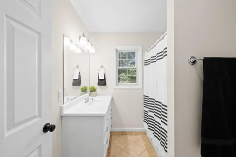 122 Collinswood Drive Staunton VA 24401