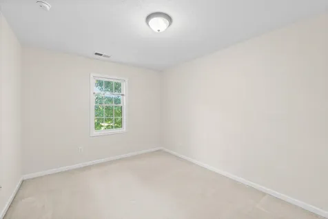122 Collinswood Drive Staunton VA 24401