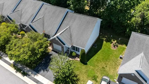 122 Collinswood Drive Staunton VA 24401