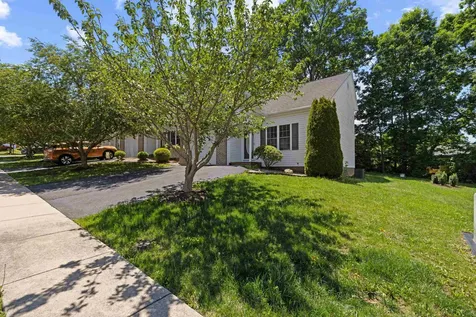 122 Collinswood Drive Staunton VA 24401