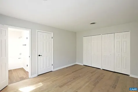 2131 Viburnum Court Charlottesville VA 22911