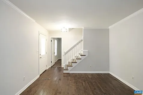 2131 Viburnum Court Charlottesville VA 22911