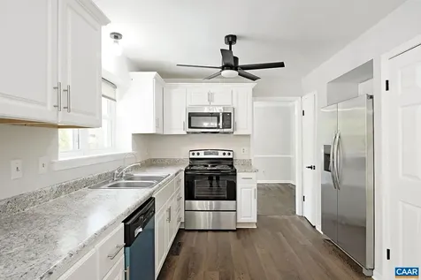 2131 Viburnum Court Charlottesville VA 22911