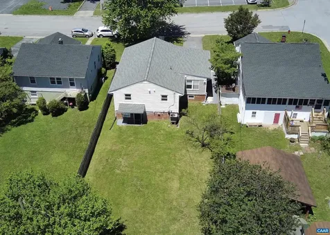 604 Market Street Waynesboro VA 22980