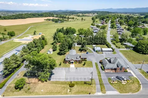2352 Jefferson Highway Waynesboro VA 22980