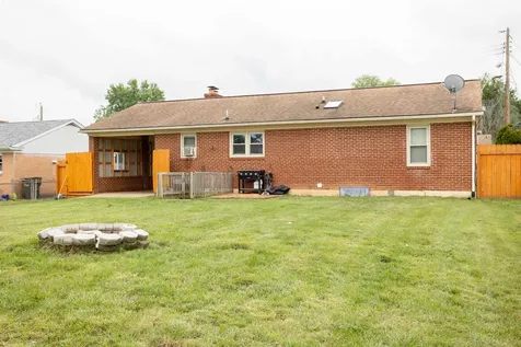 211 George Street Staunton VA 24401